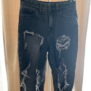 Distressed black boyfriend jeans